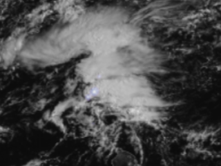 Strong Upper Level Disturbance Nears Hawaii